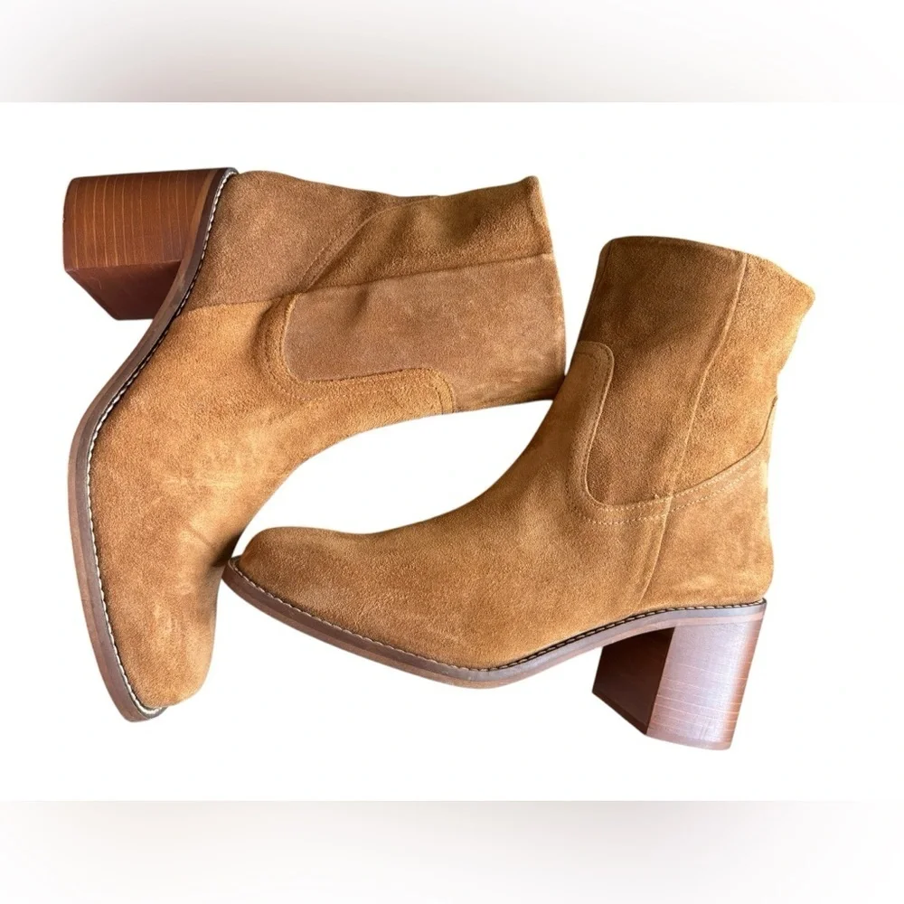 PORTLAND LEATHER Patina Oslito Suede Boots in Sand size 10.5